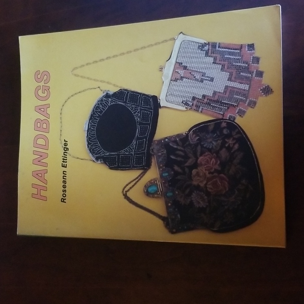 Vintage 1991 Paperback Handbags Roseann Ettinger